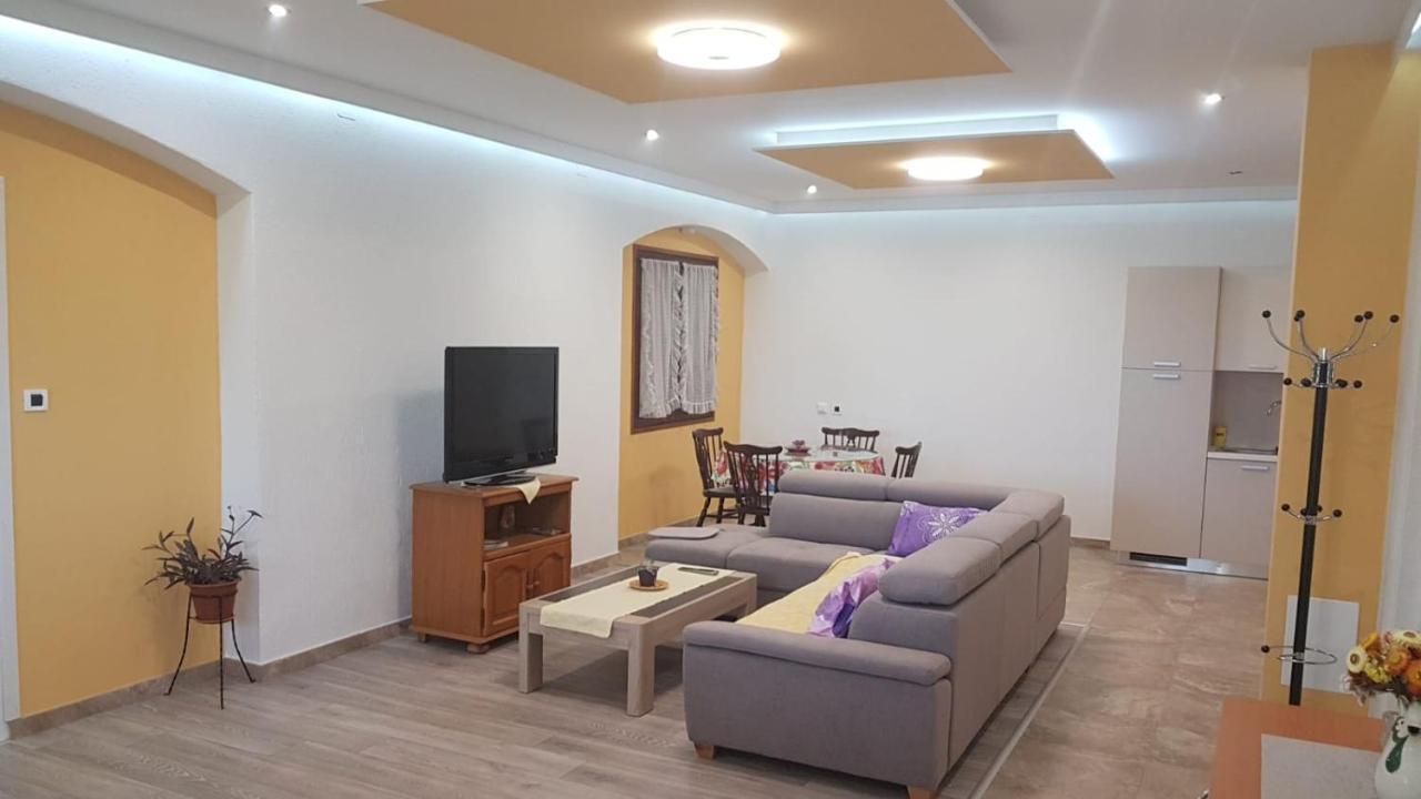 Apartman Rosemary Рийека Екстериор снимка